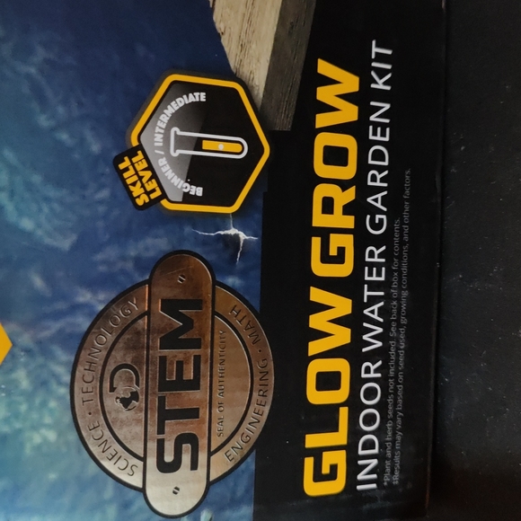 Discovery #MINDBLOWN Indoor Water Garden Kit - Picture 4 of 6